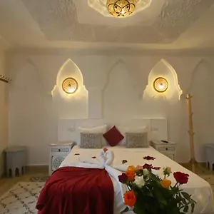 https://makech.marrakeshhotelsmorocco.com